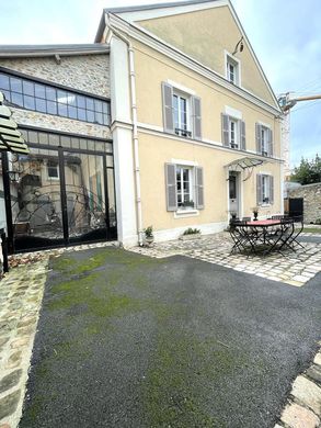 Luxury home in Thorigny-sur-Marne, Seine-et-Marne