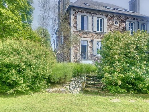 豪宅  Bréhal, Manche