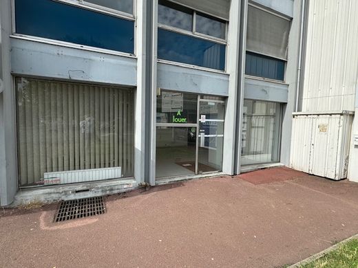 Büro in Creil, Oise