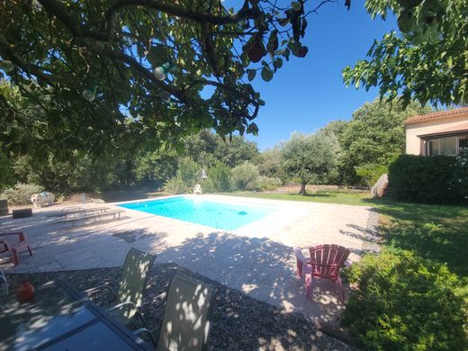 Luxury home in Évenos, Var