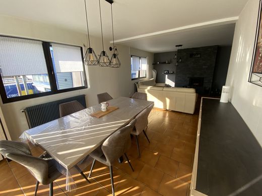 호화 저택 / Sentheim, Haut-Rhin