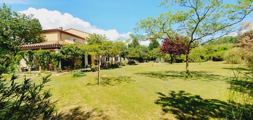 Luxe woning in Uzès, Gard