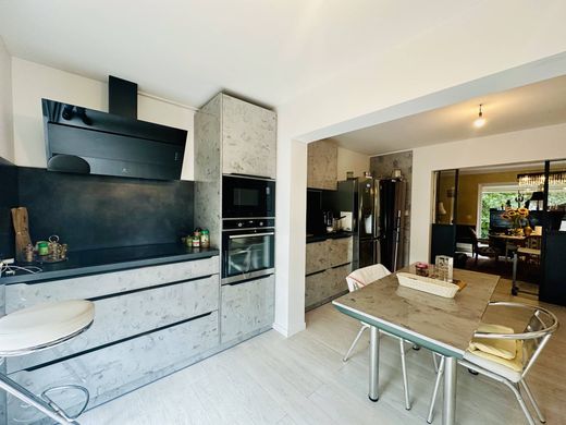 Luxury home in Lattes, Hérault