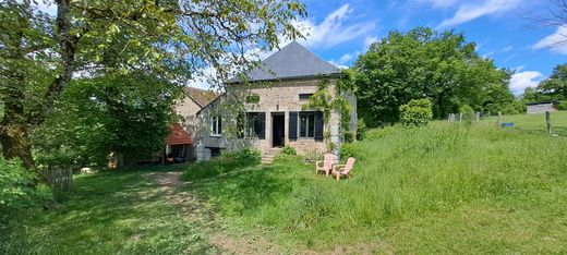 Casa di lusso a Brassy, Nièvre