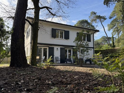 Maison de luxe à Soorts, Landes