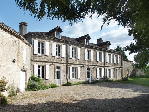 Beauville, Lot-et-Garonneの高級住宅