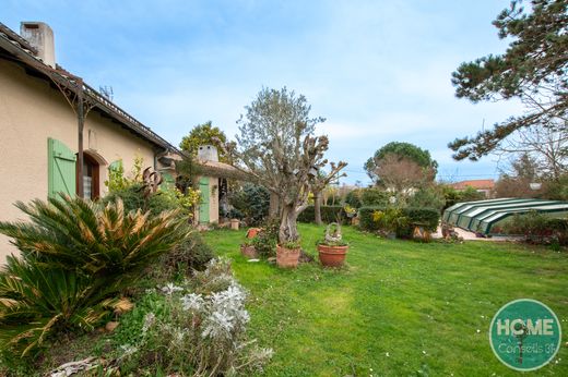 Villa Tournefeuille, Upper Garonne