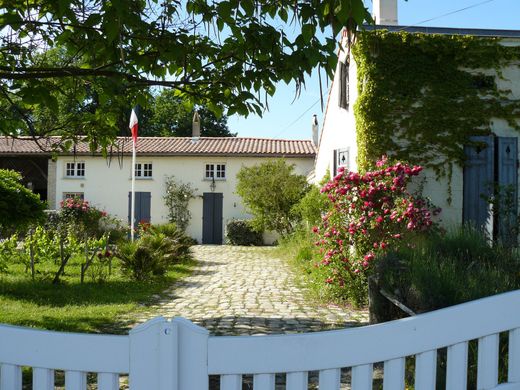 Luksusowy dom w Arsac, Gironde