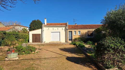 Saint-Cyr-sur-Mer, Varの高級住宅