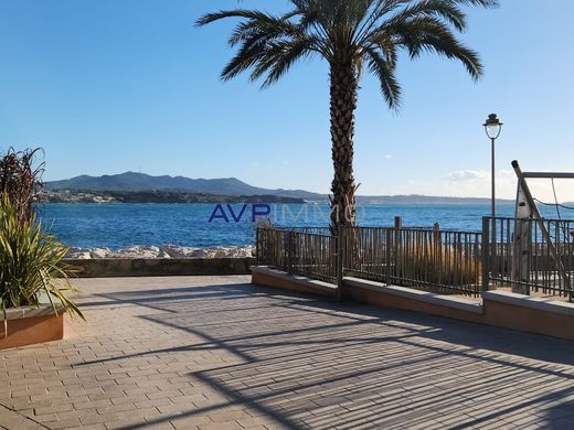 Apartment in Sanary-sur-Mer, Var