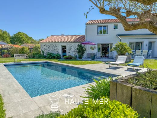 Πολυτελή κατοικία σε Olonne-sur-Mer, Vendée