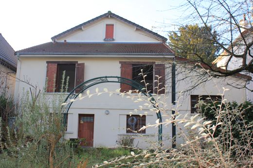 Casa de luxo - Sucy-en-Brie, Val-de-Marne