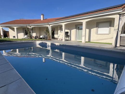 Luxe woning in Monistrol-sur-Loire, Haute-Loire