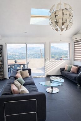 Luxury home in Marseille, Bouches-du-Rhône