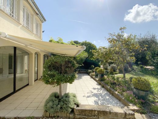 Luxury home in Uzès, Gard