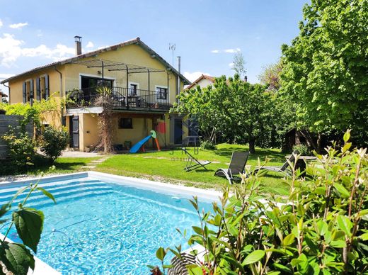 Luxury home in Crest, Drôme