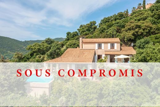 Villa in Cavalaire-sur-Mer, Var