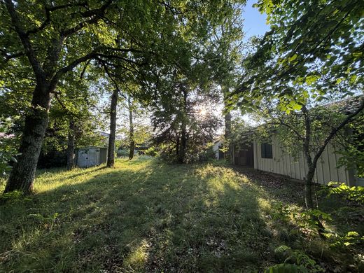 Land in Gujan-Mestras, Gironde