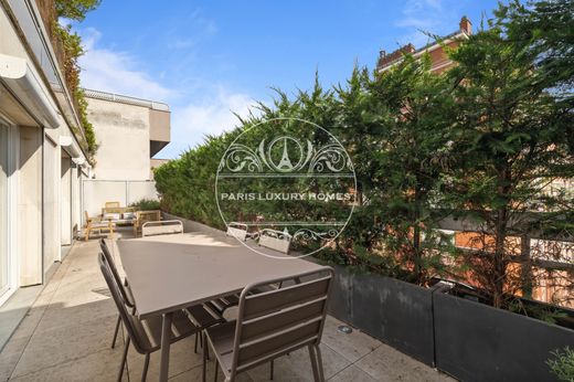 Daire Monceau, Courcelles, Ternes, Paris