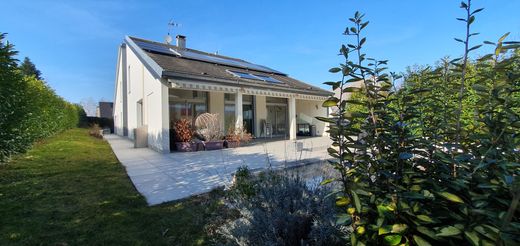 Villa in Besançon, Doubs