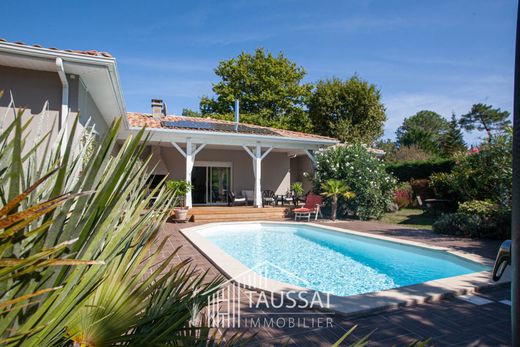Luxus-Haus in Lanton, Gironde