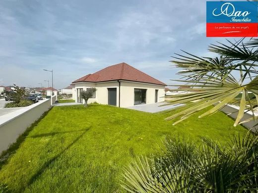 Saint-André-les-Vergers, Aubeの高級住宅