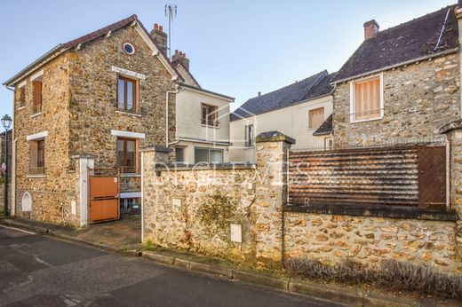 Luxury home in Orgeval, Yvelines
