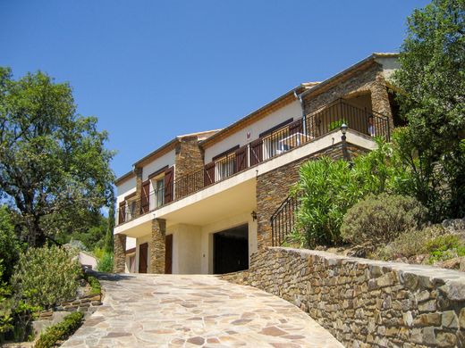 Βίλα σε Cavalaire-sur-Mer, Var