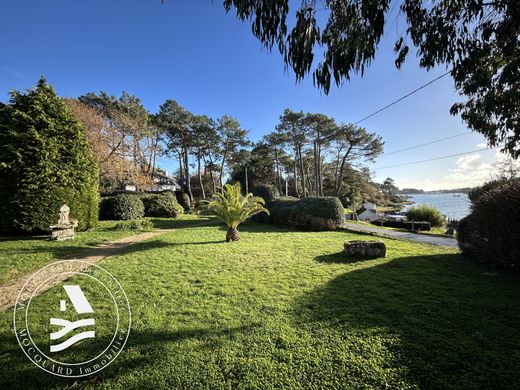 منزل ﻓﻲ Crach, Morbihan