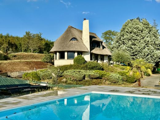 Casa di lusso a Toulon-sur-Allier, Allier