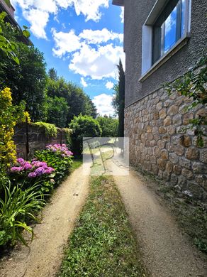 호화 저택 / Vals-près-le-Puy, Haute-Loire