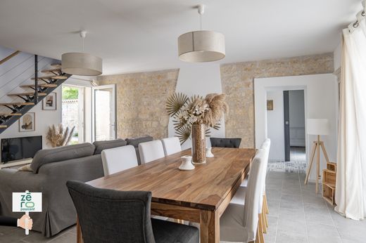 Lüks ev Luçon, Vendée