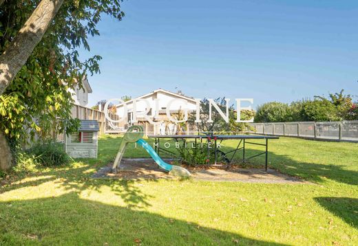 Luxus-Haus in La Teste-de-Buch, Gironde