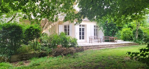 豪宅  Illats, Gironde