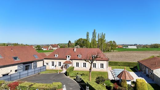 Maison de luxe à Vichy, Allier