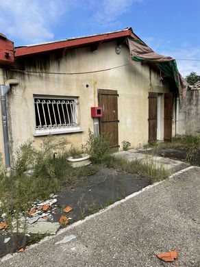 Luxury home in Le Taillan-Médoc, Gironde