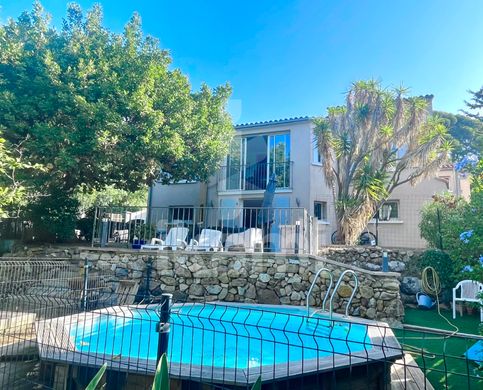 Luksusowy dom w Six-Fours-les-Plages, Var