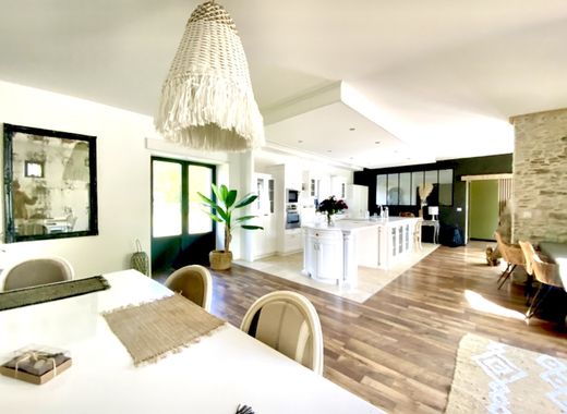 Luxury home in Vallet, Loire-Atlantique