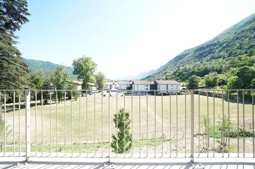 Daire Vif, Isère