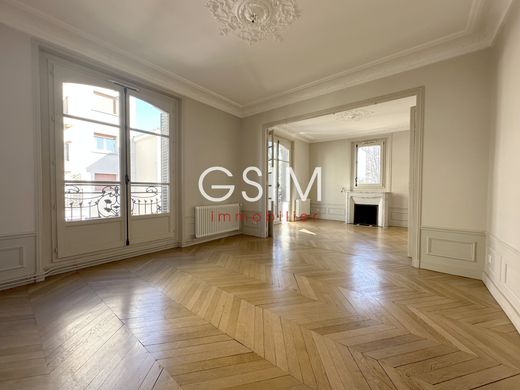 Apartment in Garches, Hauts-de-Seine