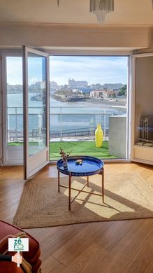 Apartment in Saint-Gilles-Croix-de-Vie, Vendée