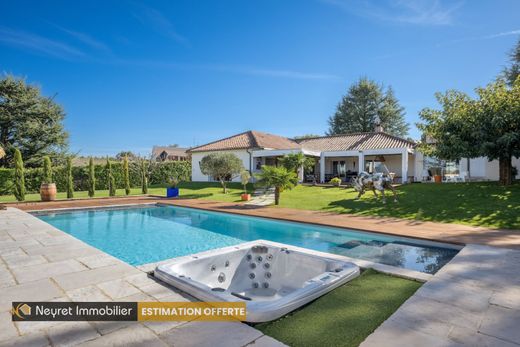 Luxury home in Vourles, Rhône