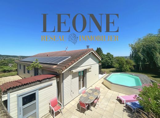 ‏בתי יוקרה ב  Chuzelles, Isère