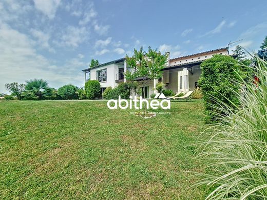 ‏בתי יוקרה ב  Saint-Léger, השראנט הימי