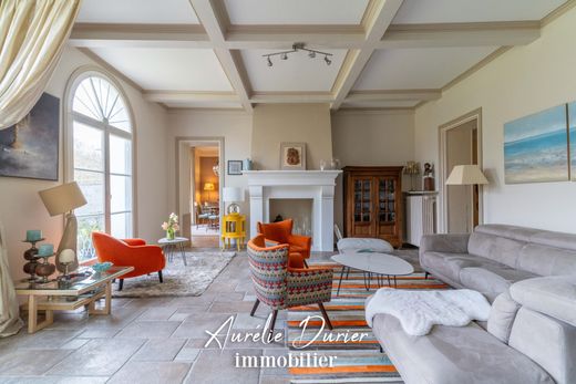 Πολυτελή κατοικία σε Montbazon, Indre-et-Loire