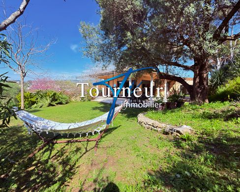 Villa in Sanary-sur-Mer, Var