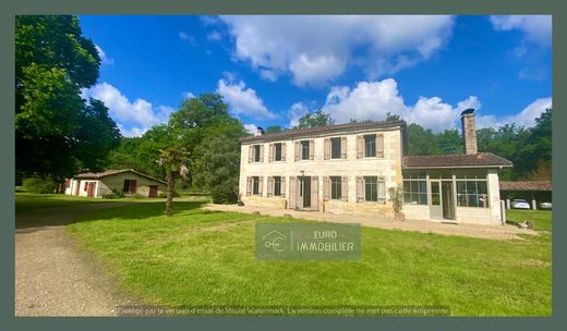 Luxury home in Saint-Magne, Gironde