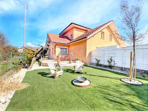 Luxus-Haus in Aix-les-Bains, Savoy