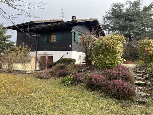 ‏בתי יוקרה ב  Fillinges, Haute-Savoie