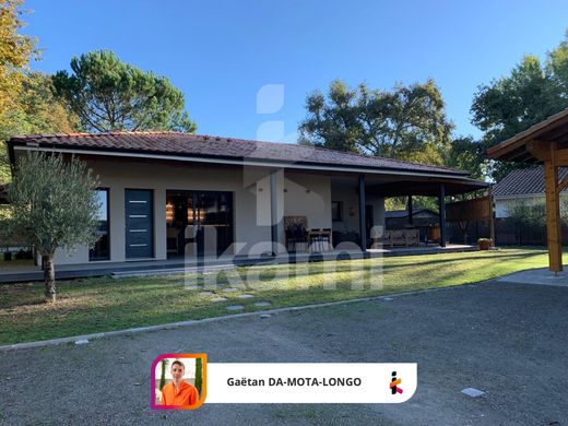 Lüks ev Salles, Gironde